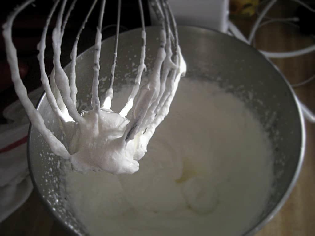 5 minuted homemade whip cream!