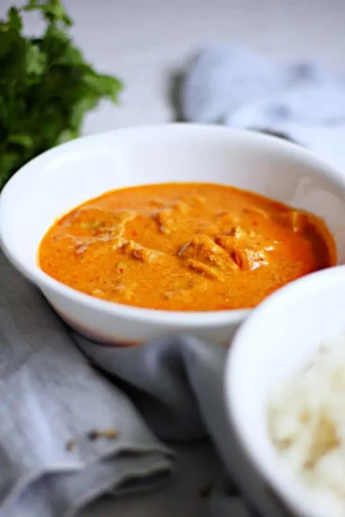 A delightful, mild curry chicken dish enriched with cream and butter.