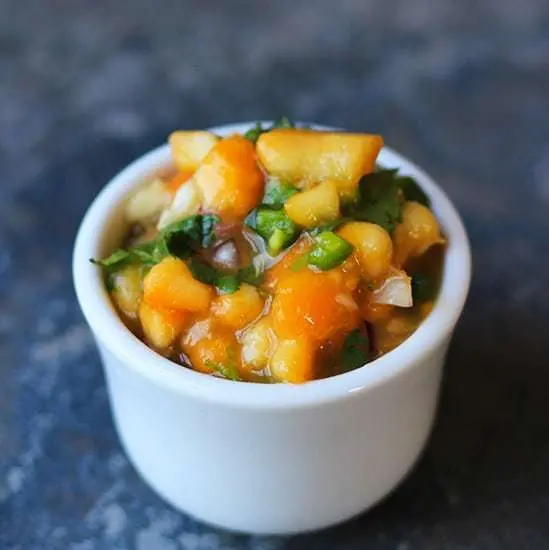 Apricot Salsa recipe, perfect for chicken, fish or whatever!