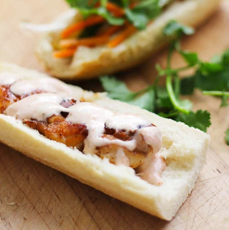 Easy Chicken Bahn Mi Sandwich, a French-Vietnamese Fusion Craftiness. Enjoy all the goodness of your favorite Bahn Mi, in a convenient recipe. Yum!