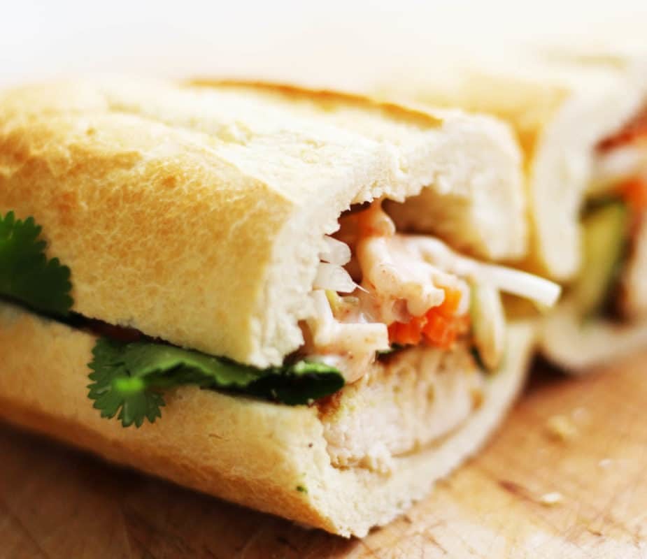 Easy Chicken Bahn Mi Sandwich, a French-Vietnamese Fusion Craftiness. Enjoy all the goodness of your favorite Bahn Mi, in a convenient recipe. Yum!