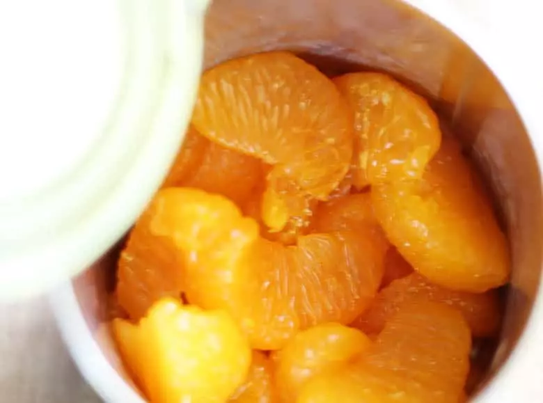 mandarin oranges in a can