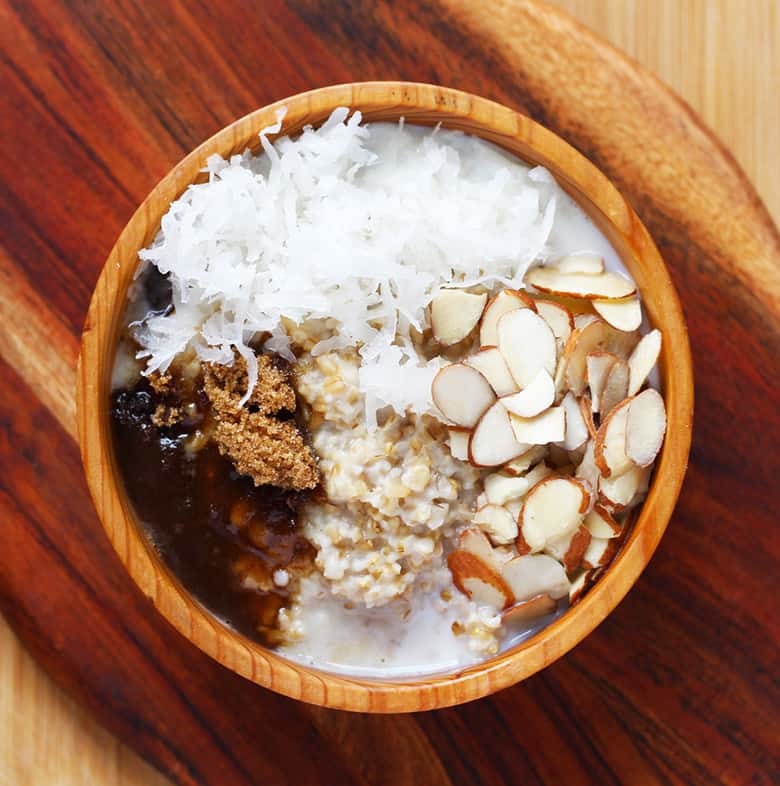 Slow Cooker Steel-Cut Oatmeal with Coconut & Almonds