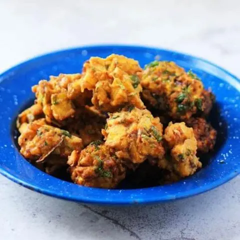Crispy Zucchini Pakora, a wonderful Indian treat