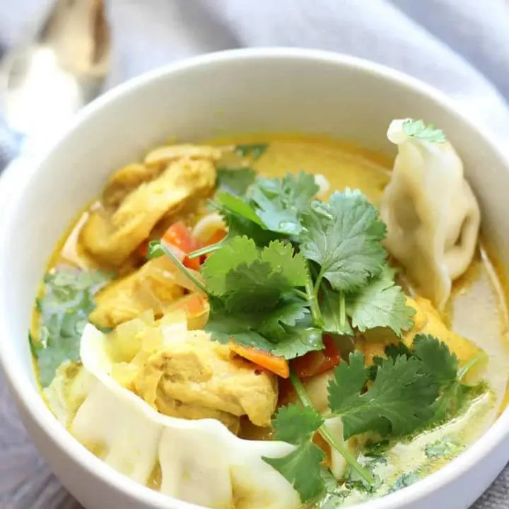 Crockpot Curry Chicken & Dumpling Soup