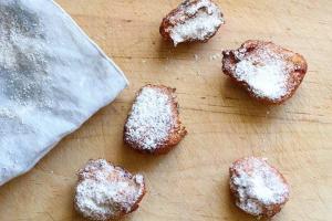 Easy Beignets For The Home Cook. Starting with a pate a choux and ending in powdered sugar, this New Orleans donut is actually a French classic made easy for the home cook. Bon Appetit! | FusionCraftiness.com