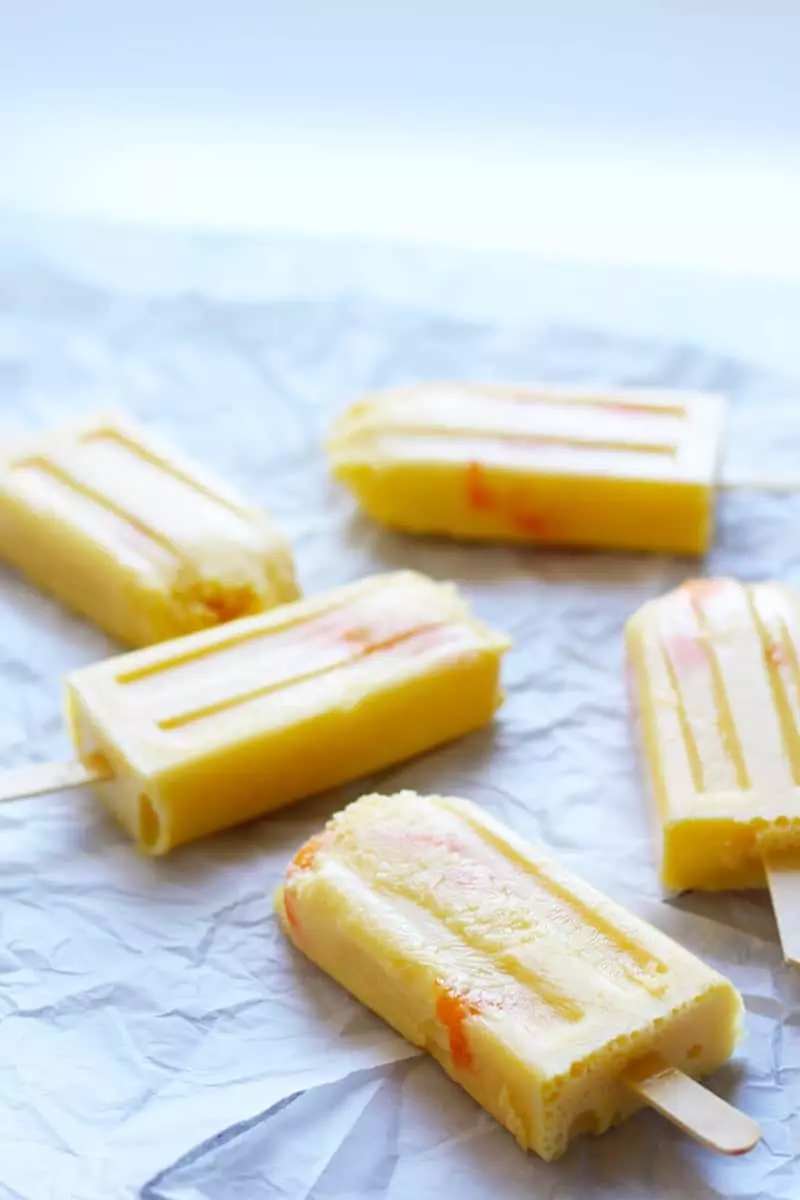 Mandarin Orange Smart Popsicles| FusionCraftiness.com | A smarter way to Summer popsicle with healthy ingredients and no added sugar. Great for the 4th of July or try this today!