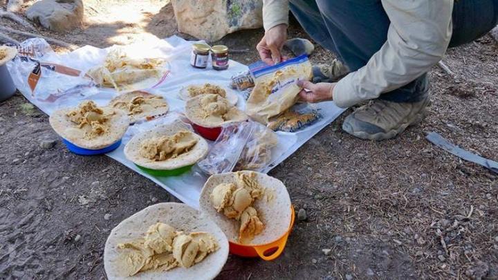 Backcountry Hummus Bowl | A Backpacking Food Idea