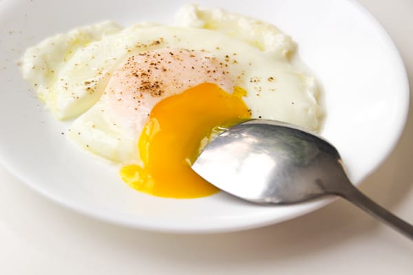 How to Cook Over Easy Eggs – fusion craftiness